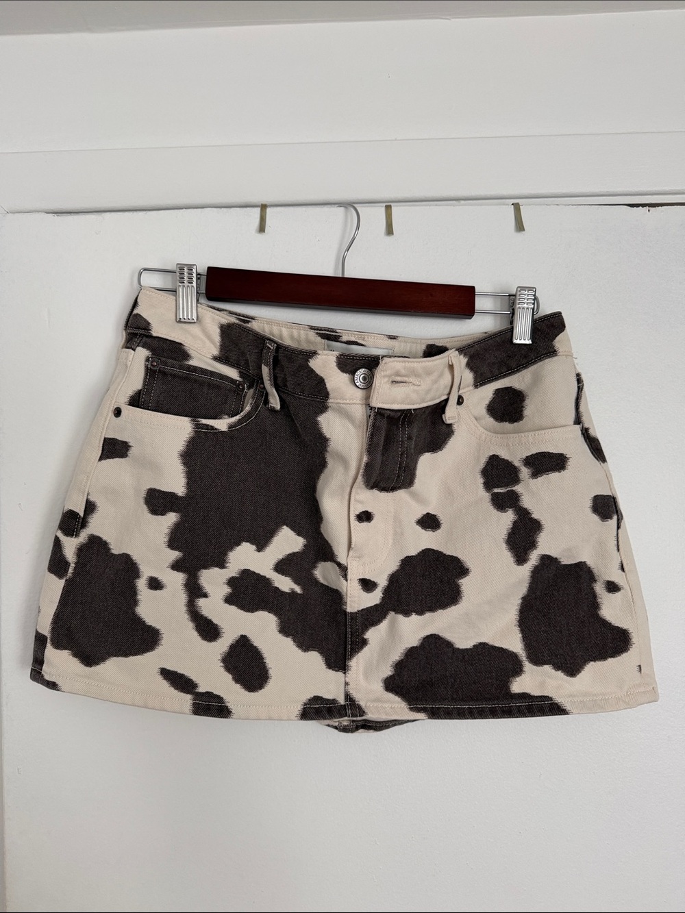 Abercrombie & Fitch Cow-Print Denim Skirt - Black & Cream Curve Love Size 28 NWT
